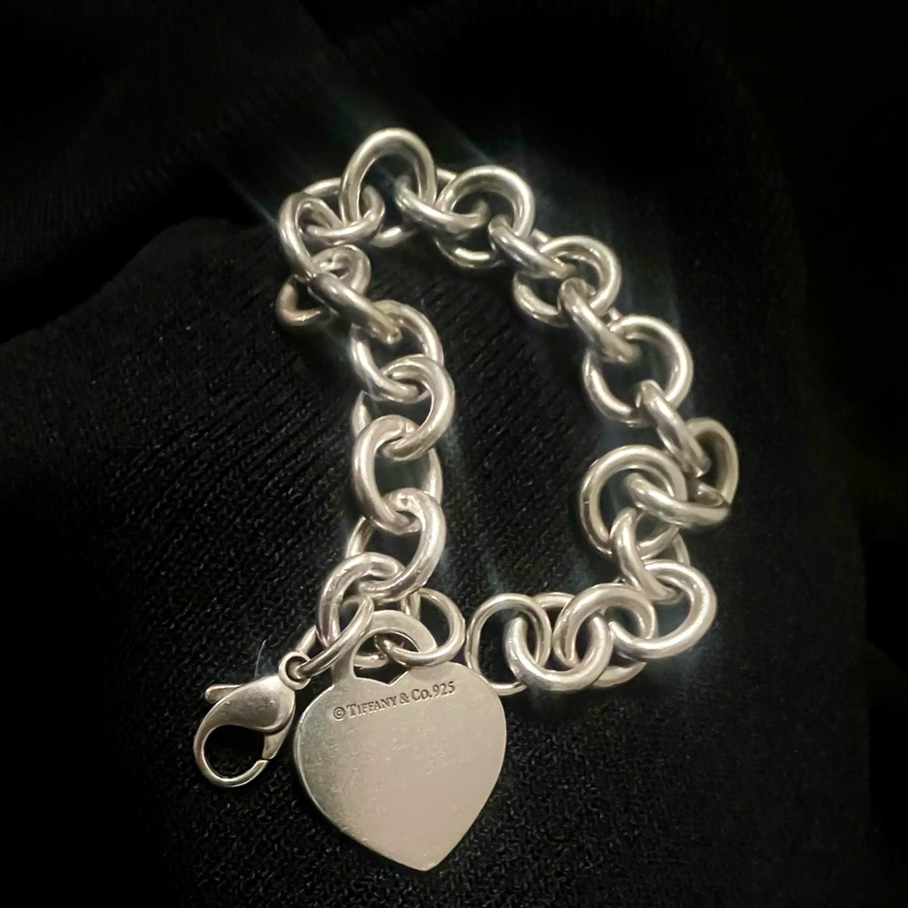 Tiffany & Co. Silver Heart Charm Bracelet - Picture 4 of 4